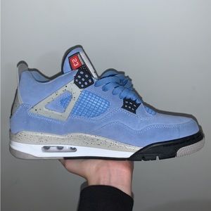 Jordan 4 “university blue”
